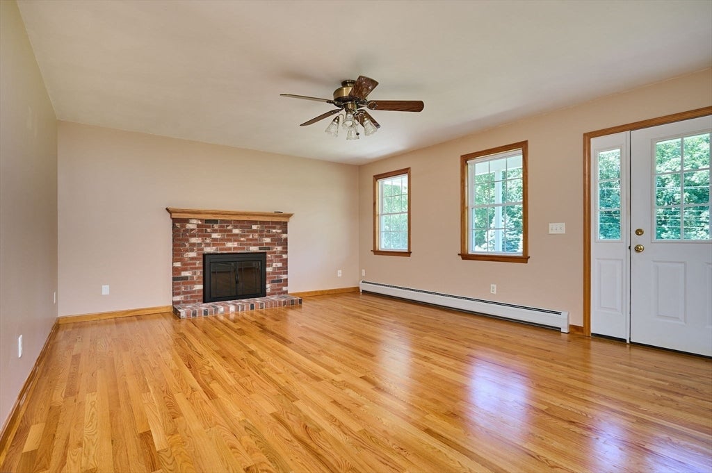 20 Clark Lane, Easthampton, MA Photo #12
