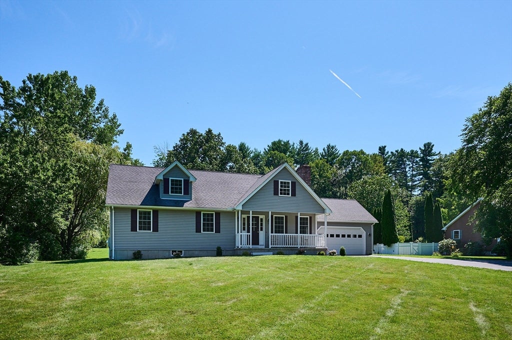 20 Clark Lane, Easthampton, MA Photo #2