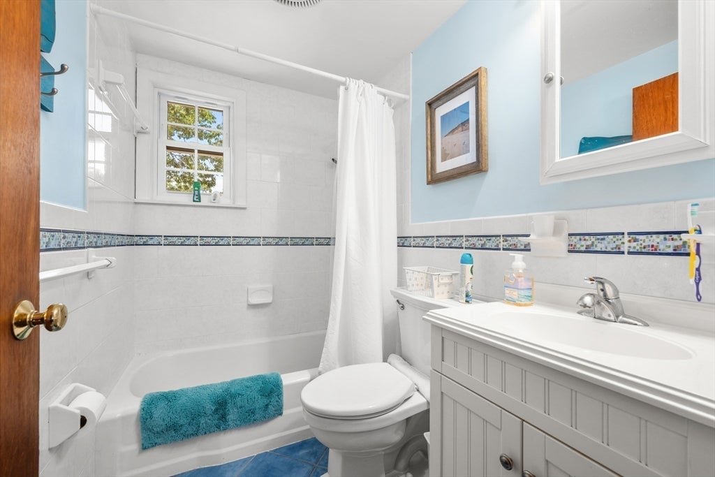 54 Holly LN, Yarmouth, MA, 54 Holly LN, Yarmouth, MA Photo #11