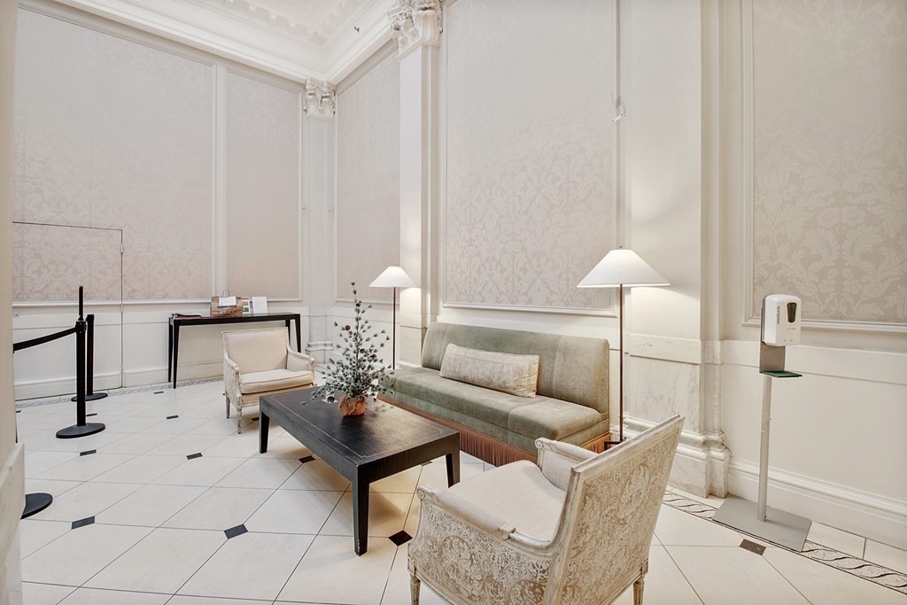 21 Beacon St 7L