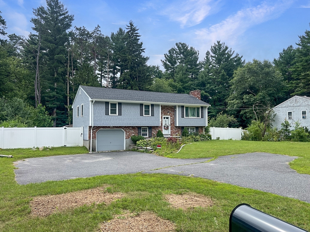 860 School Street, Mansfield, MA Photo #2