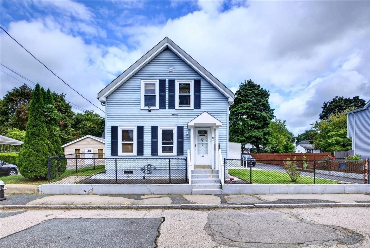 37 Taber Ave, Brockton, MA Photo #2
