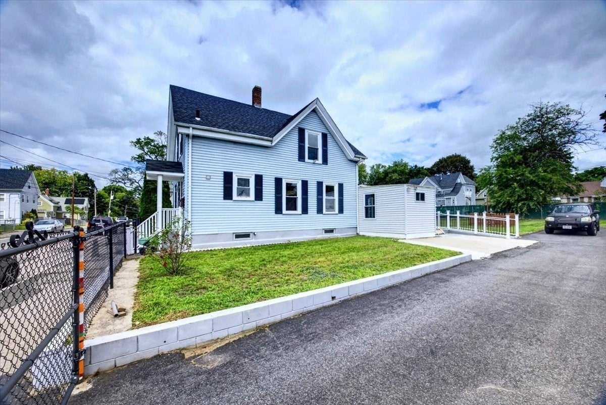 37 Taber Ave, Brockton, MA Photo #29