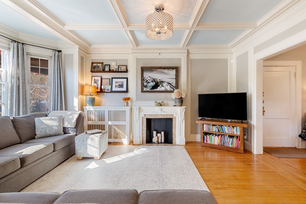 569 Franklin Street 1