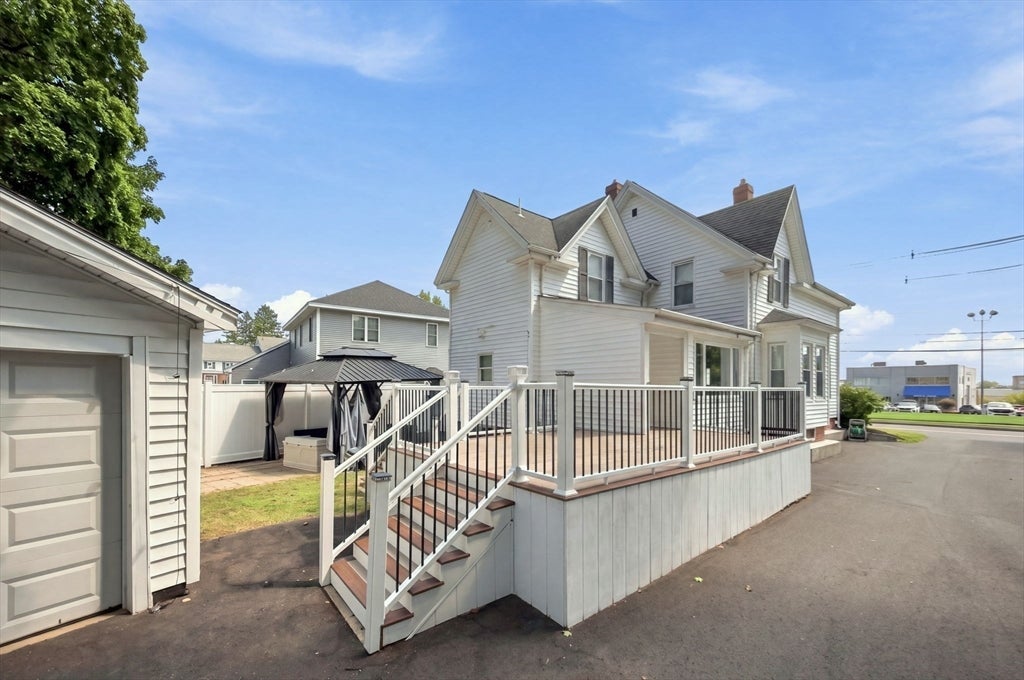 107 Sylvan St, Danvers, MA Photo #31