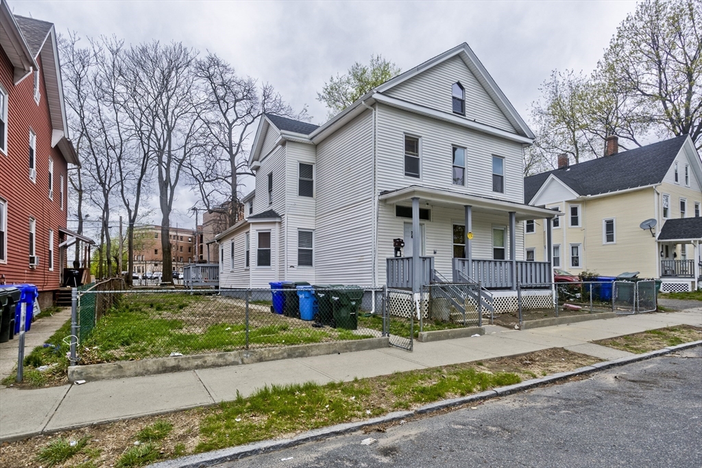 74 Everett St