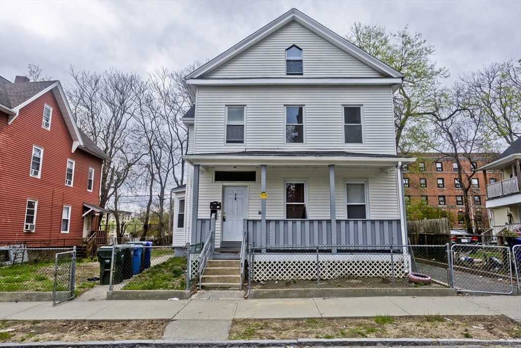 74 Everett St