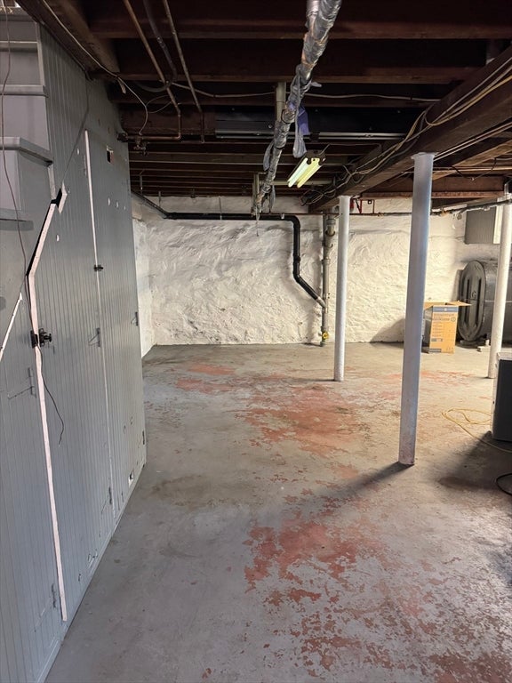 185 College St, Worcester, MA Photo #37