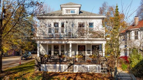 Photo of 83 Aldrich St #1, Boston, MA 02131 (MLS # 73470144)