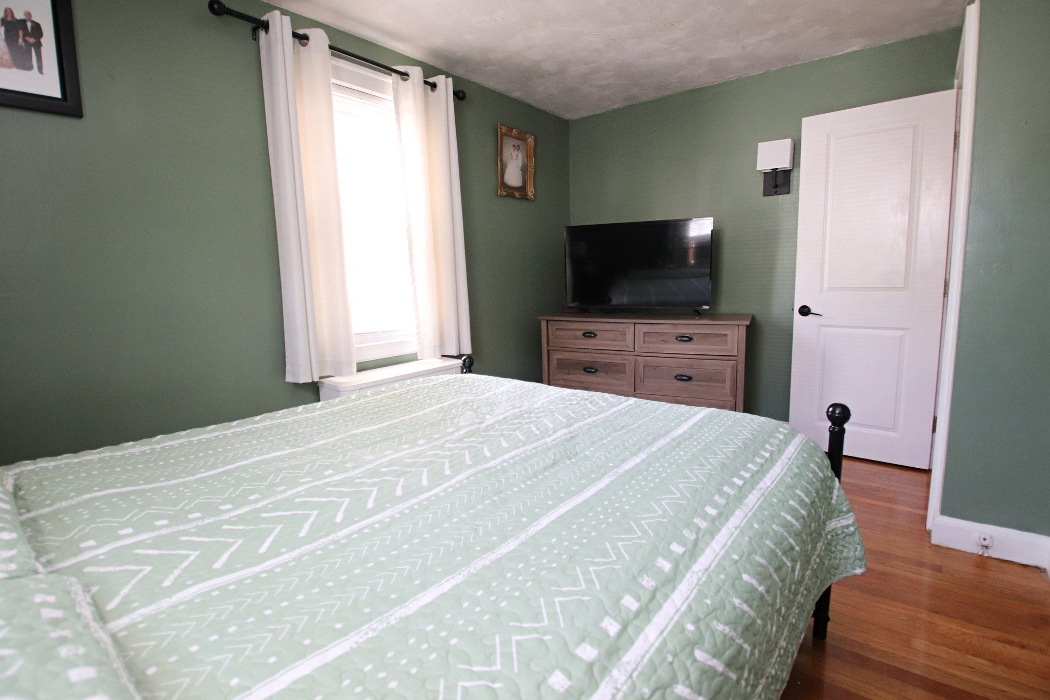 13 Saint Anns Avenue, Peabody, MA Photo #18