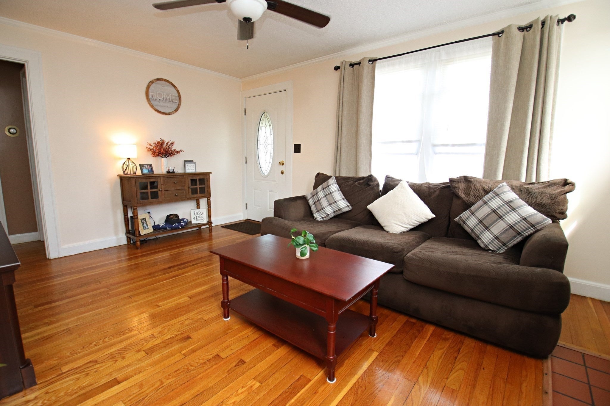 13 Saint Anns Avenue, Peabody, MA Photo #4