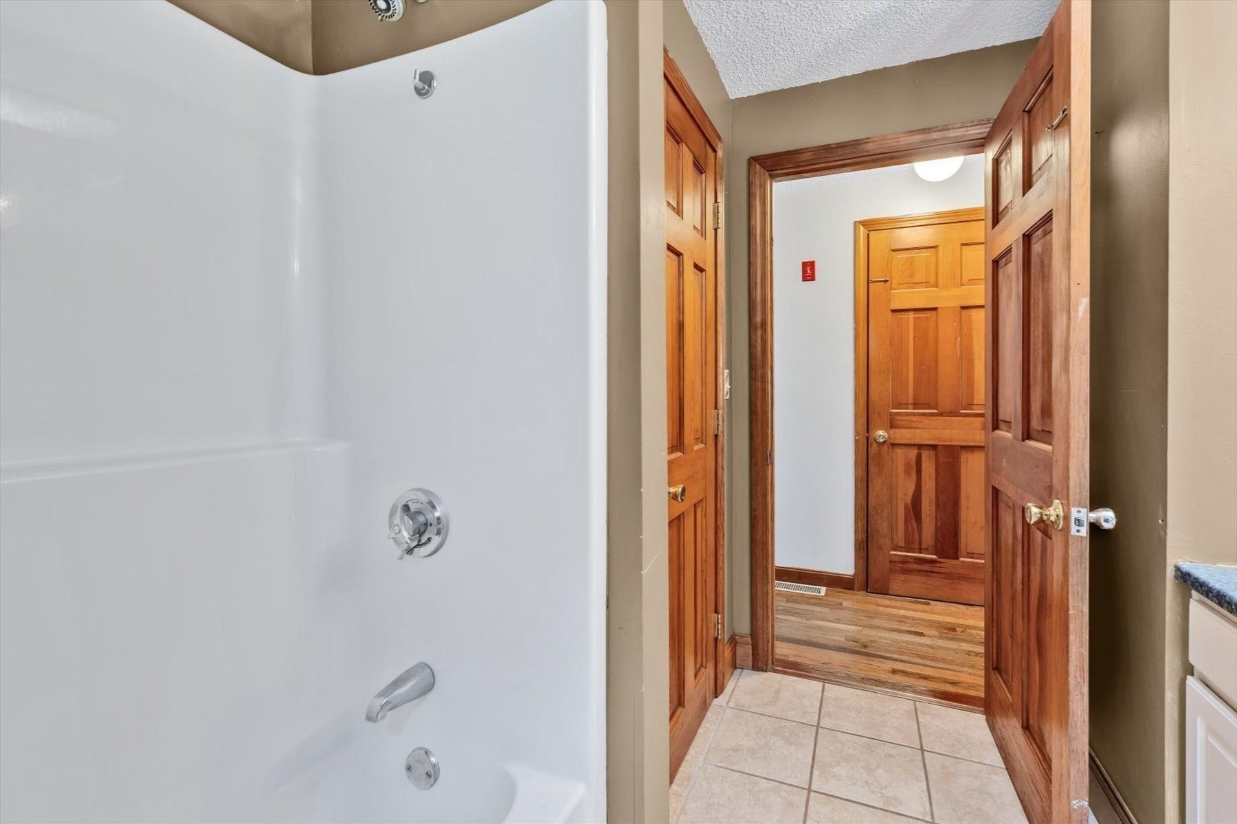 69R Anthony St, Berkley, MA Photo #23