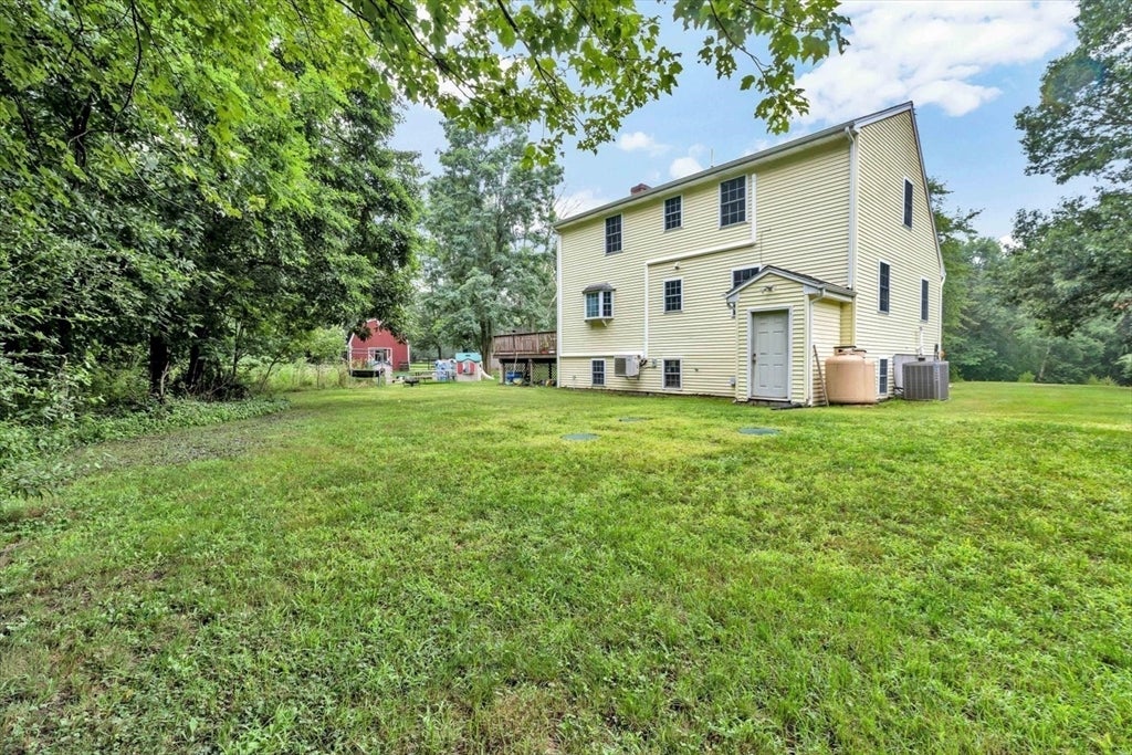 69R Anthony St