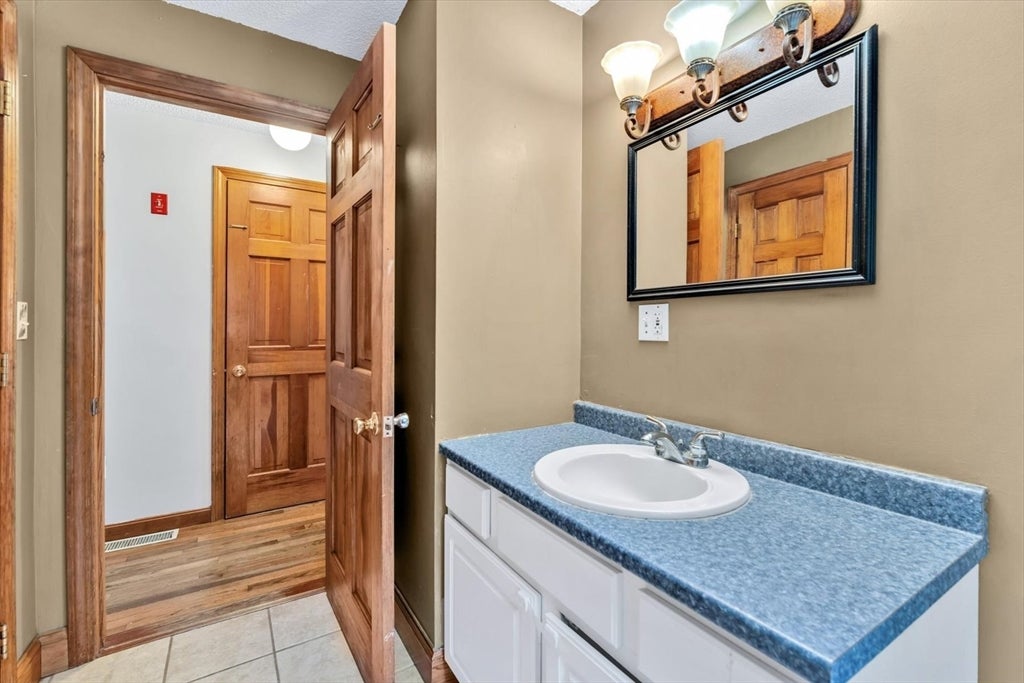 69R Anthony St, Berkley, MA, 69R Anthony St, Berkley, MA Photo #28