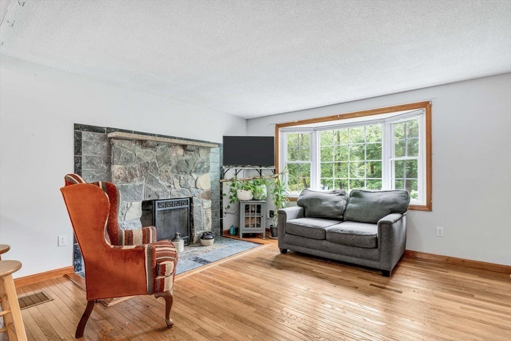 69R Anthony St, Berkley, MA, 69R Anthony St, Berkley, MA Photo #19