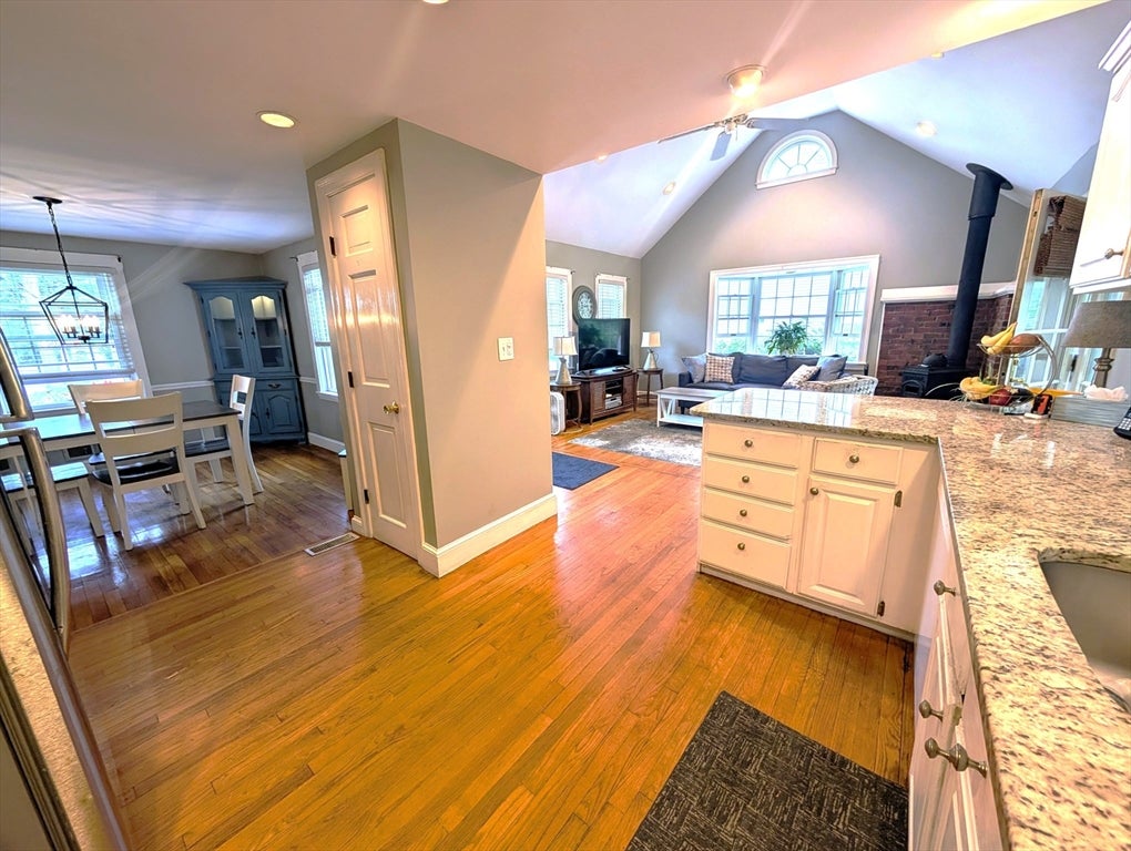 102 Sanford St