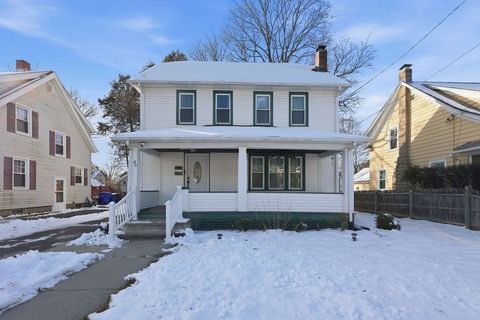 Photo of 86 Belvidere St, Springfield, MA 01108 (MLS # 73460915)