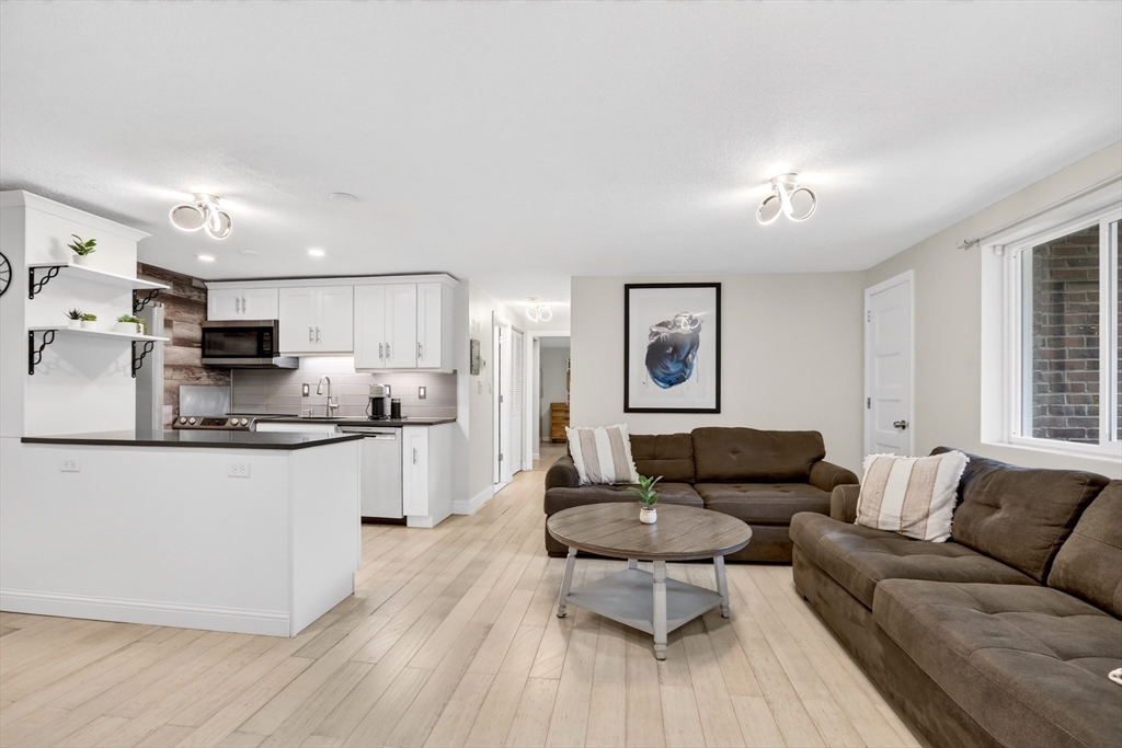 66 Main St 26A