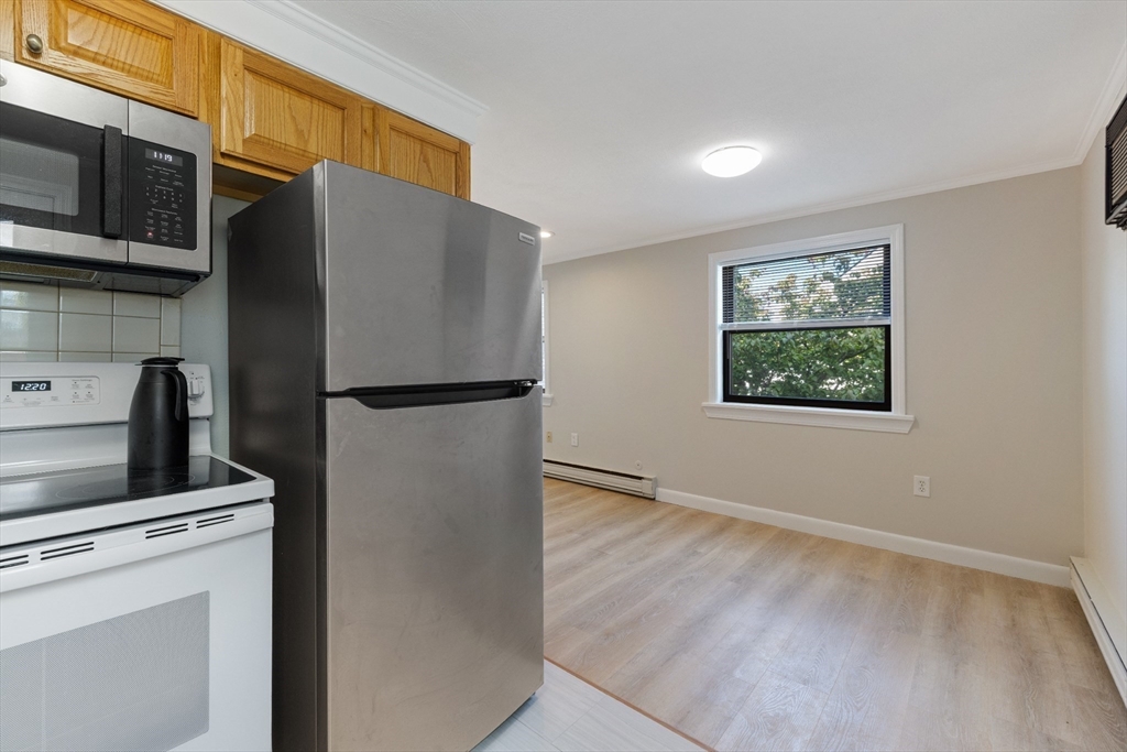 51 Lynde St 3