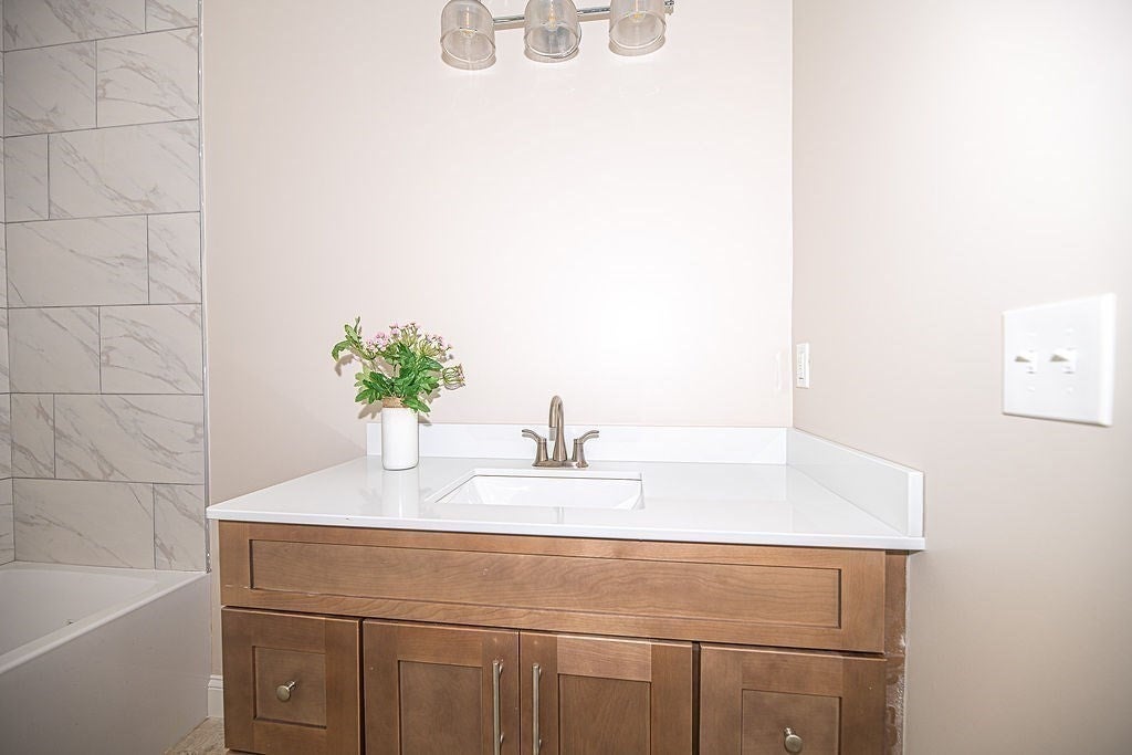 12 Meadowview Lane #B, Salisbury, MA Photo #12