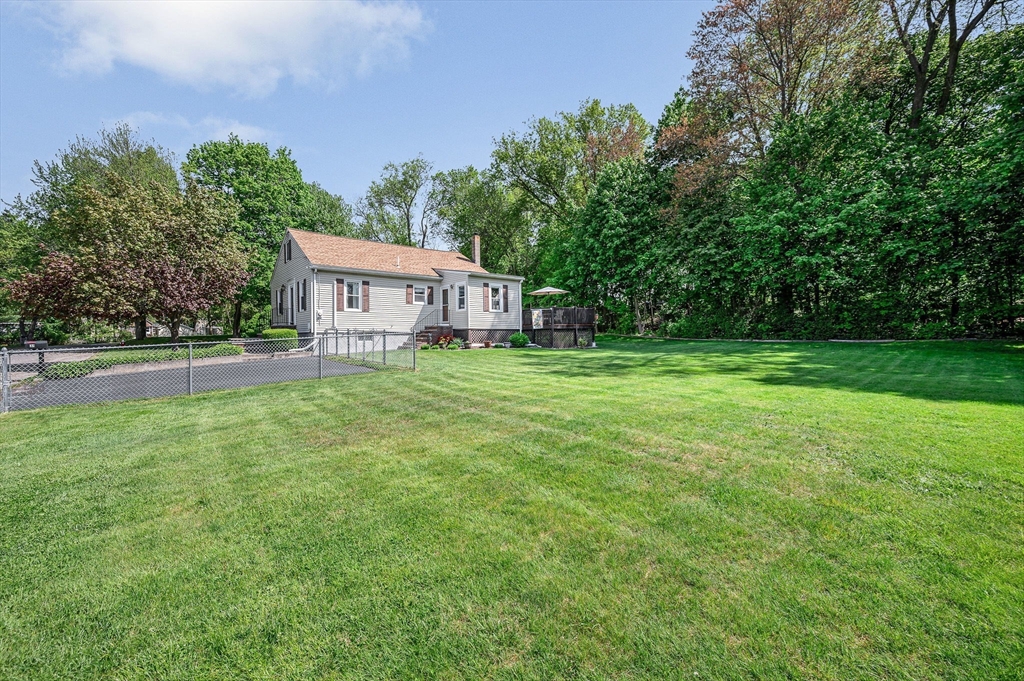 31 Iona Ave
