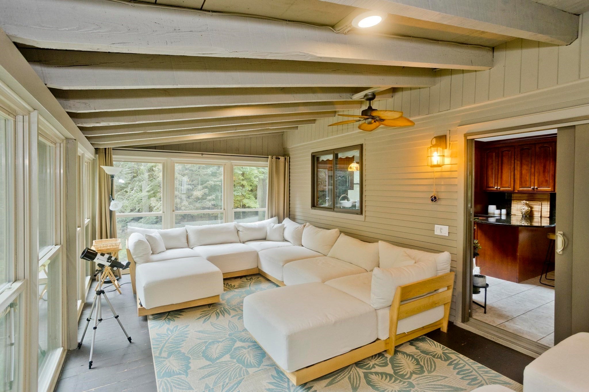 86 Glendale Rd, Southampton, MA Photo #10