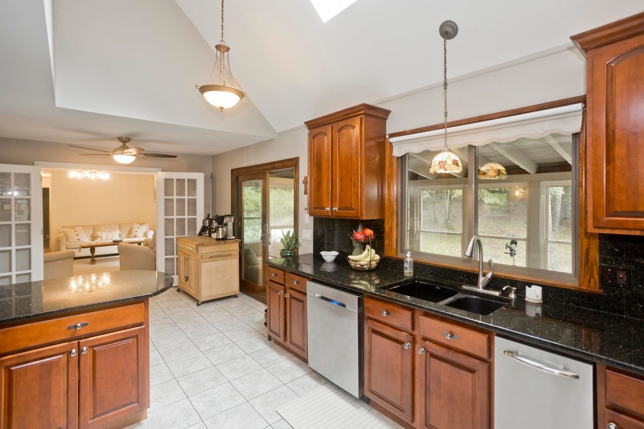 86 Glendale Rd, Southampton, MA Photo #16