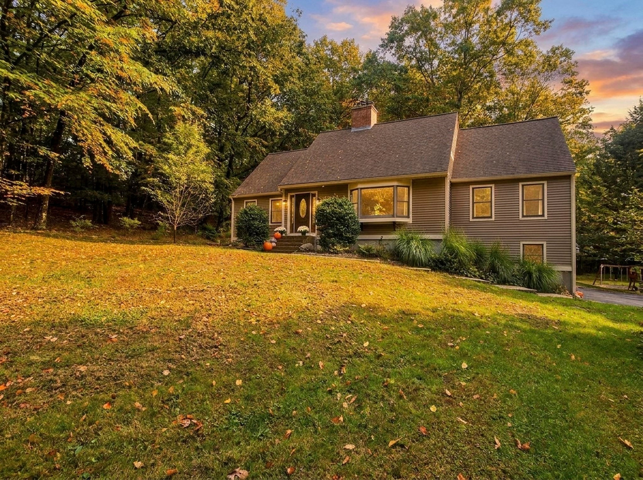 86 Glendale Rd, Southampton, MA Photo #3
