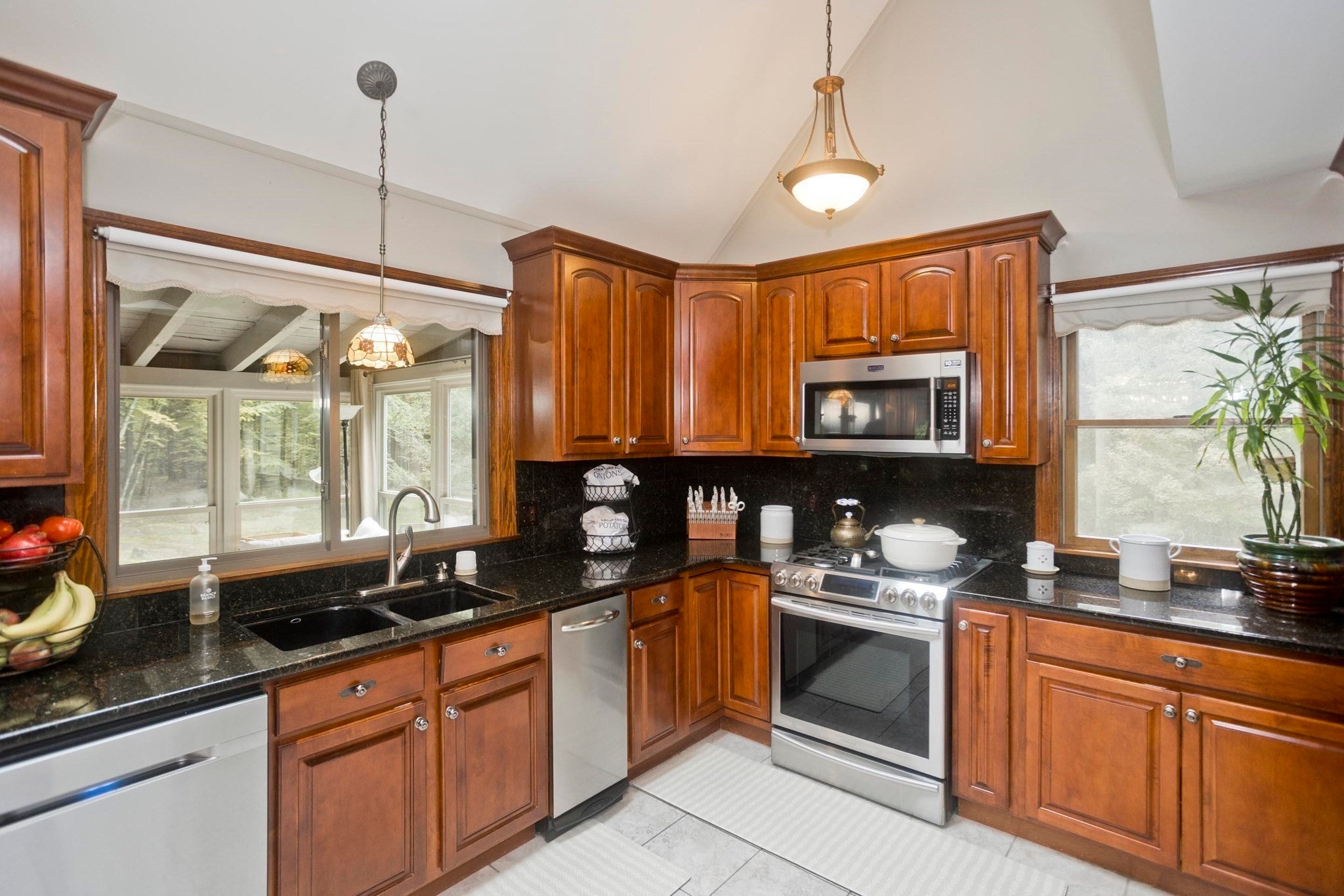 86 Glendale Rd, Southampton, MA Photo #15