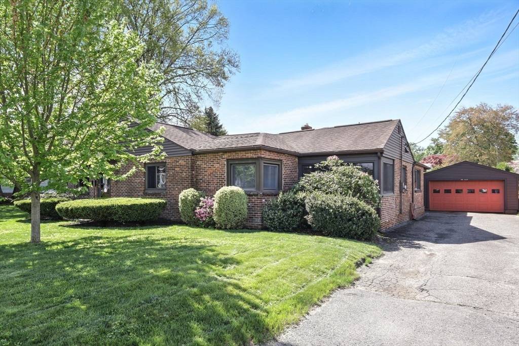 29 Goodhue Ave