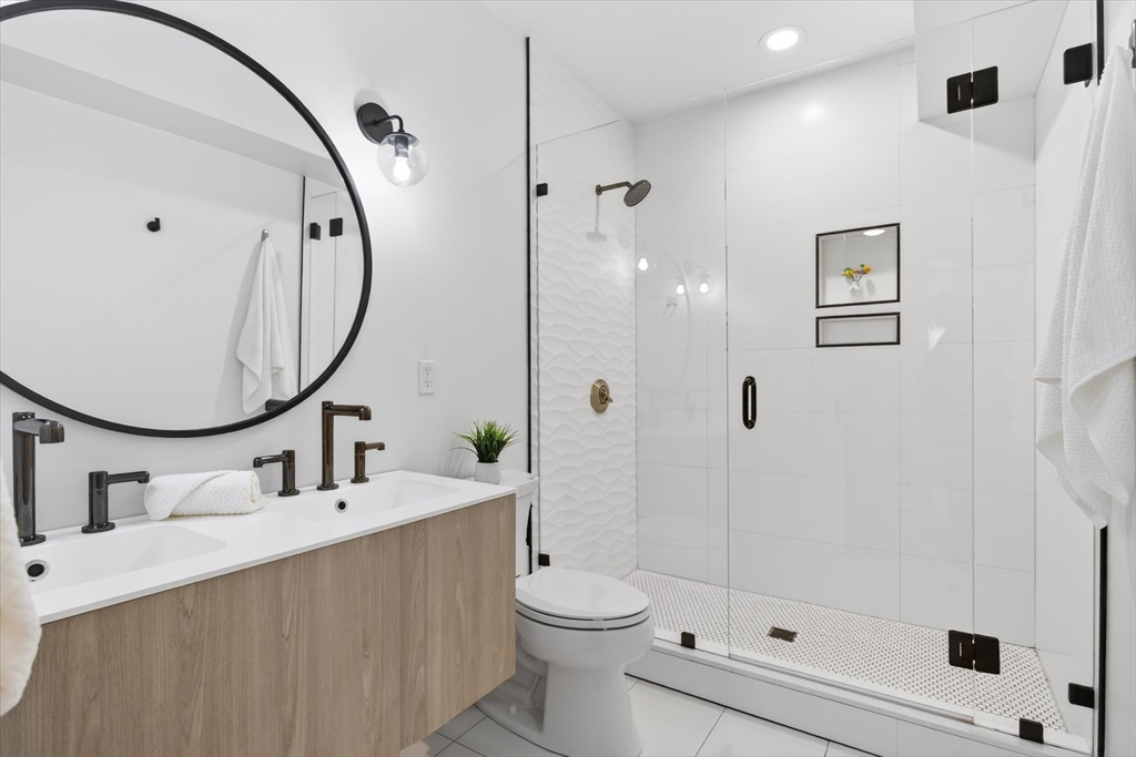 148 W 9th St 3