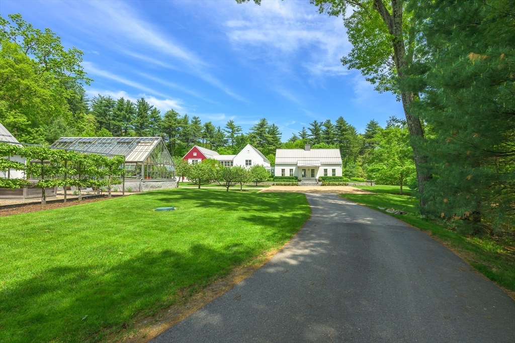 163 Nagog Hill Rd