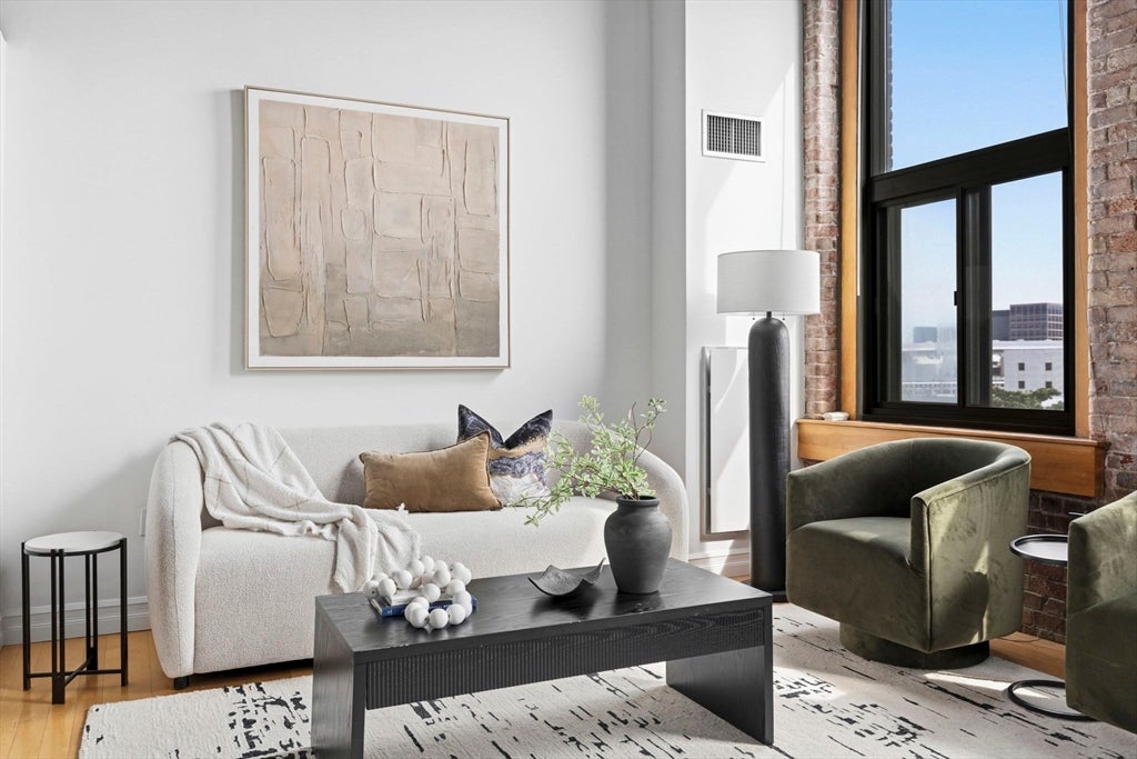 320 W. 2nd Street #412, Boston, MA Photo #2