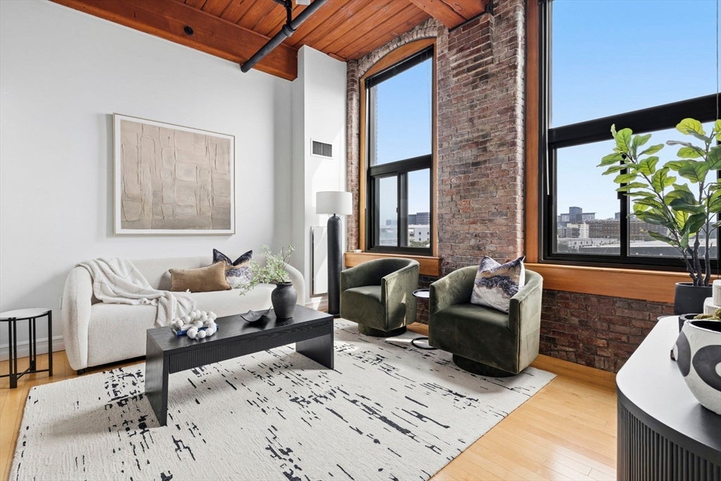 320 W. 2nd Street #412, Boston, MA Photo #3