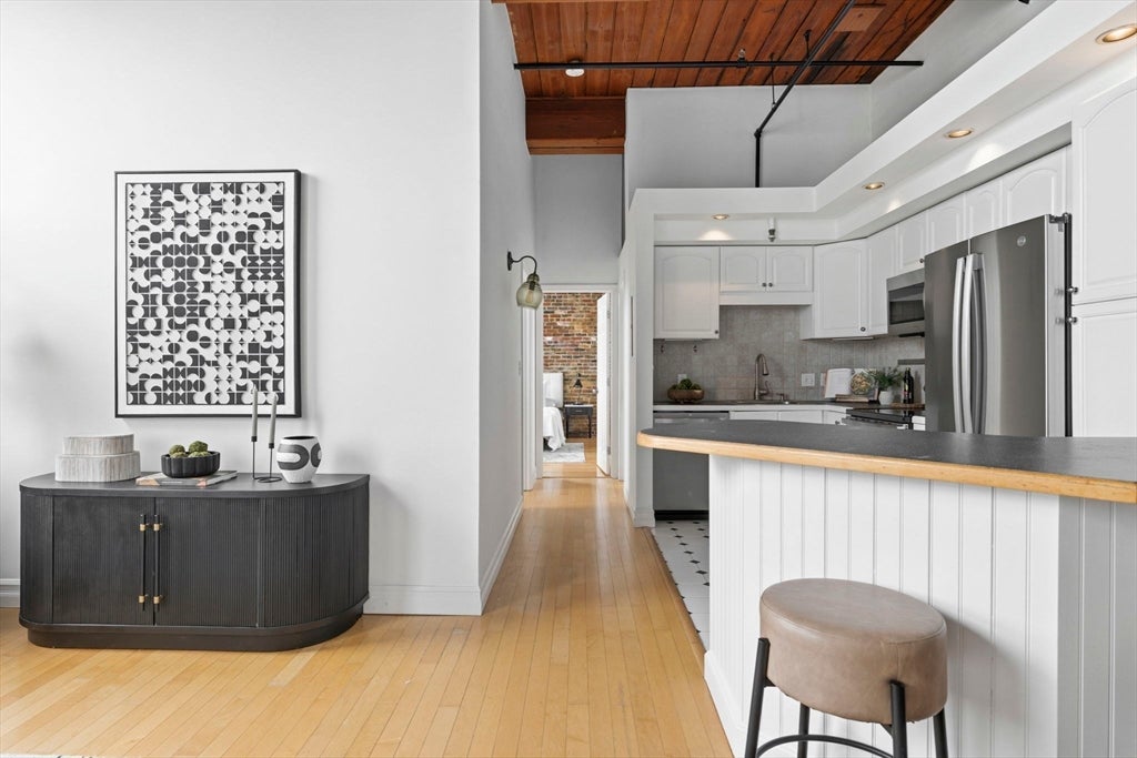 320 W. 2nd Street #412, Boston, MA Photo #9