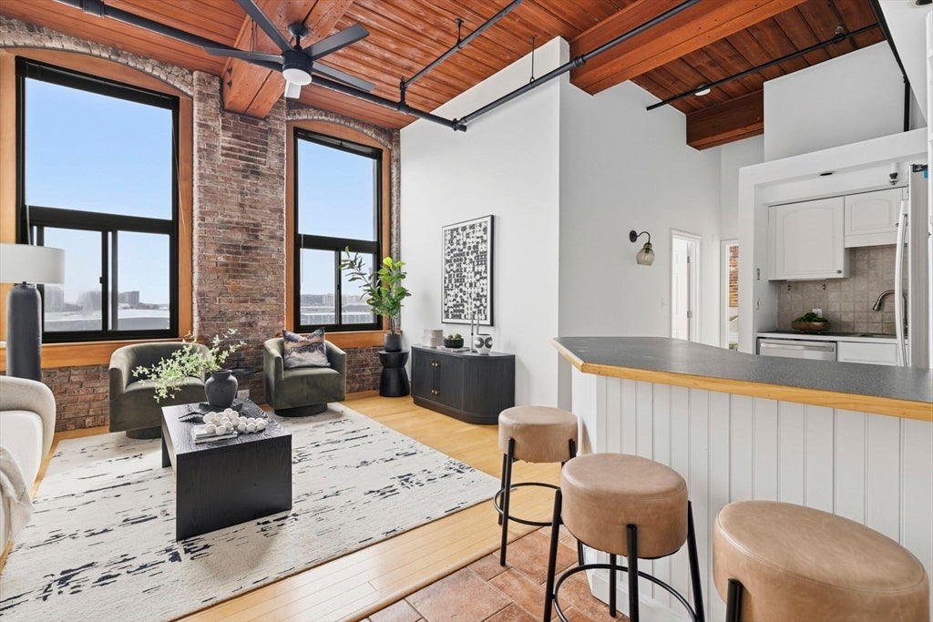 320 W. 2nd Street #412, Boston, MA Photo #6