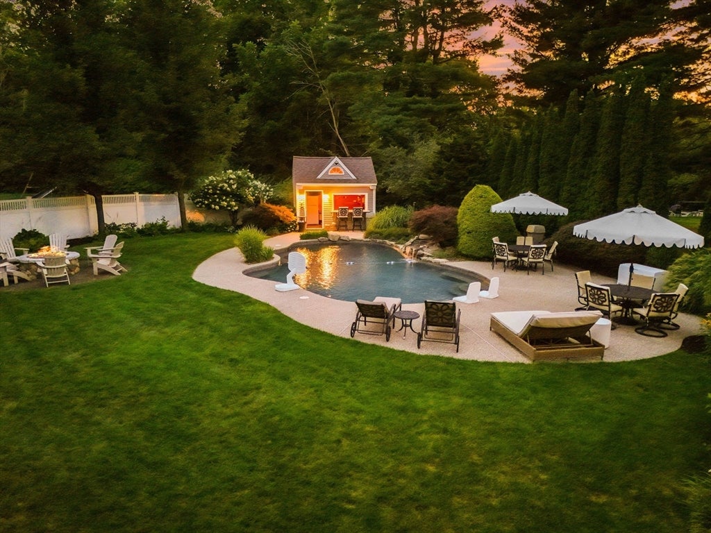 21 Leanne Drive, North Andover, MA Photo #38