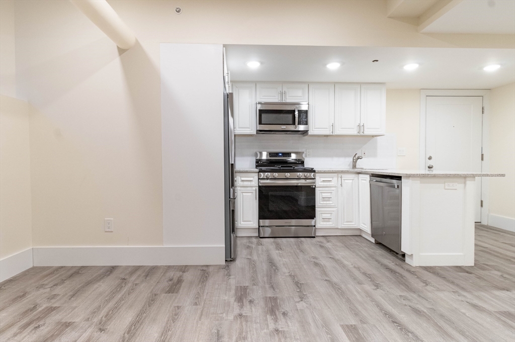 25 Peterborough St. 31