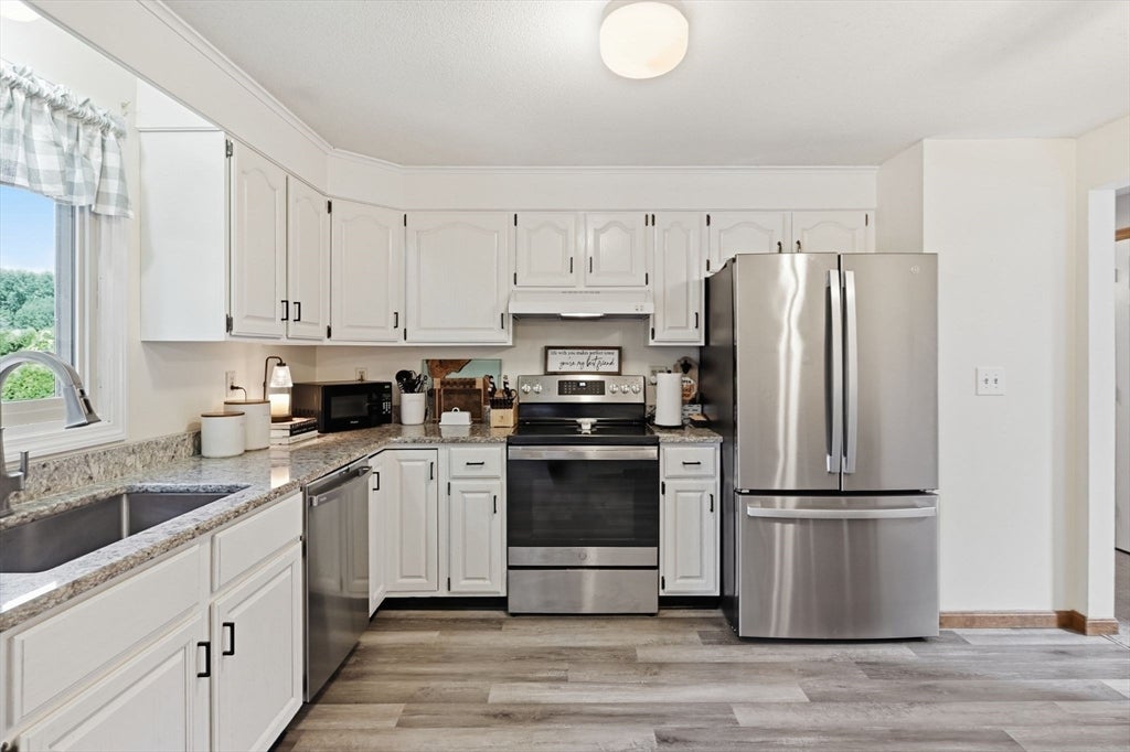 54 Hampden Ln, Agawam, MA, 54 Hampden Ln, Agawam, MA Photo #9