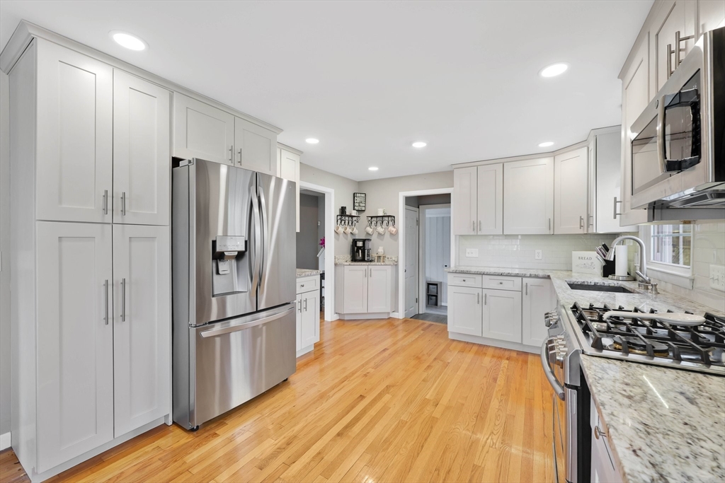 104 Vincent Dr