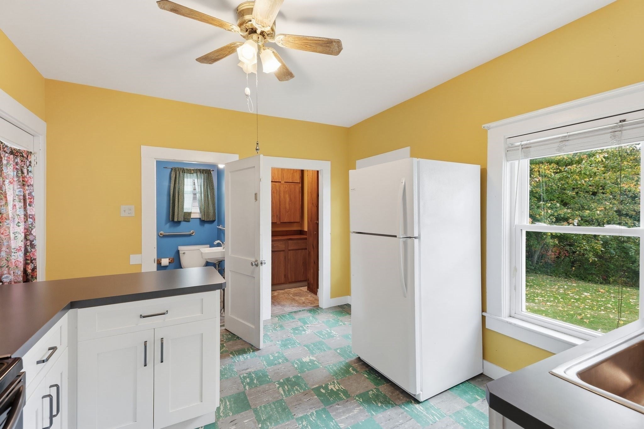 26 Elm St, Greenfield, MA Photo #7