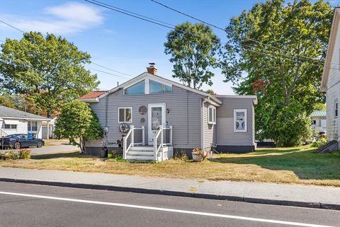 168 9th St Leominster MA 01453