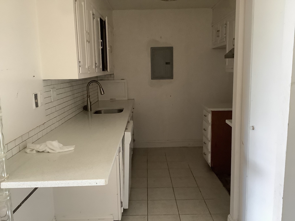 566 Commonwealth Ave 308
