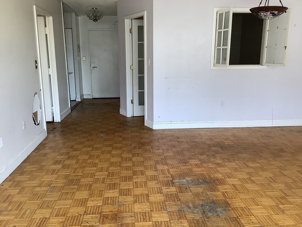 566 Commonwealth Ave 308