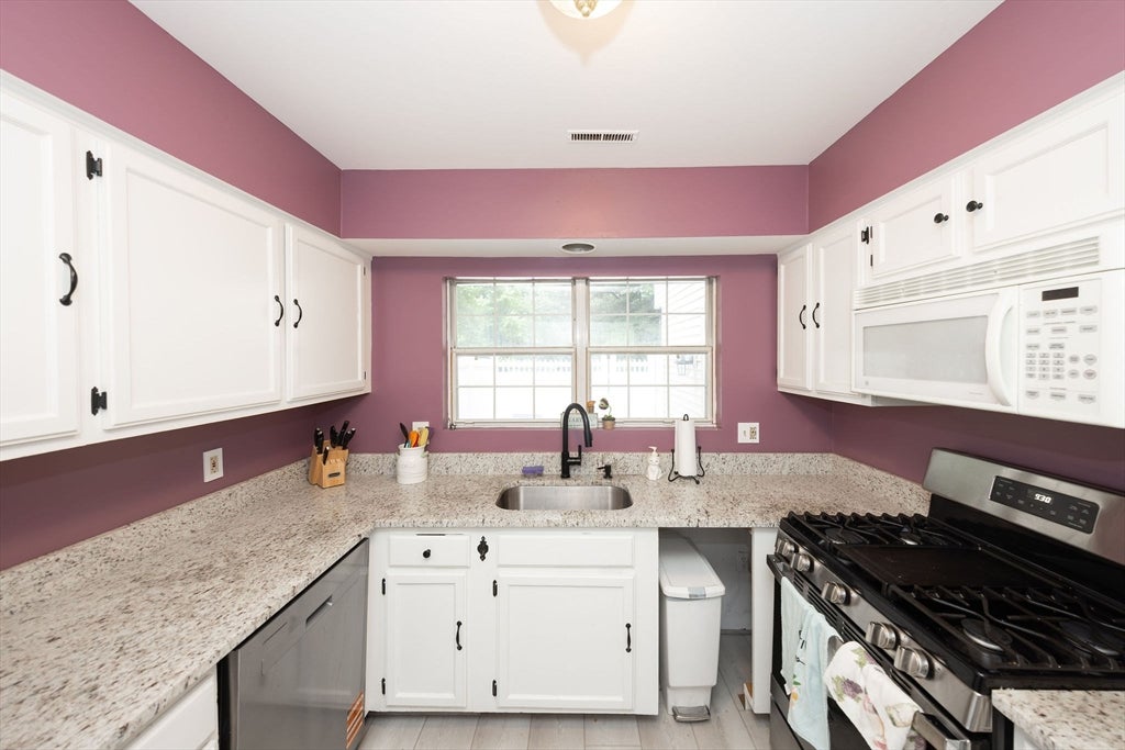 506 Edgebrook Dr #506, Boylston, MA, 506 Edgebrook Dr #506, Boylston, MA Photo #2