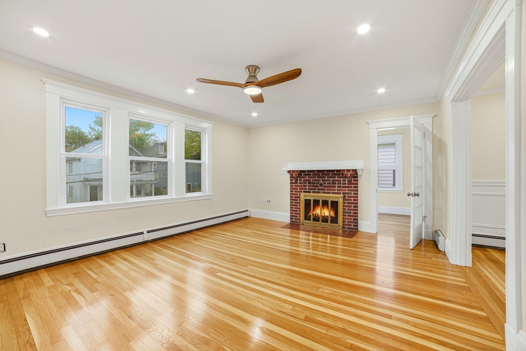 18-20 Holden Road 20