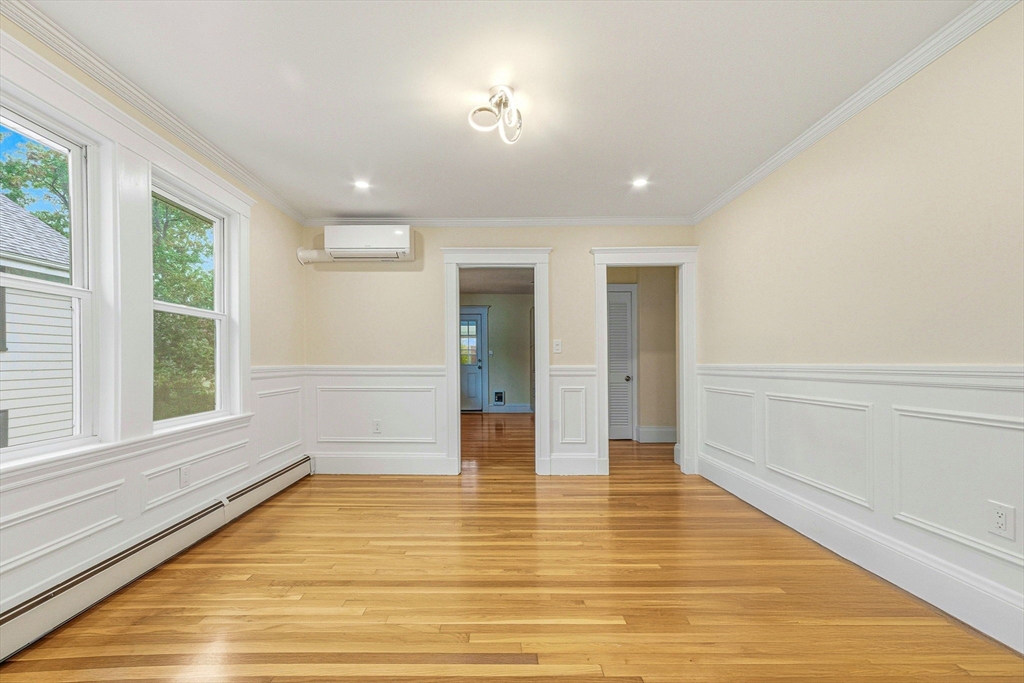 18-20 Holden Road 20