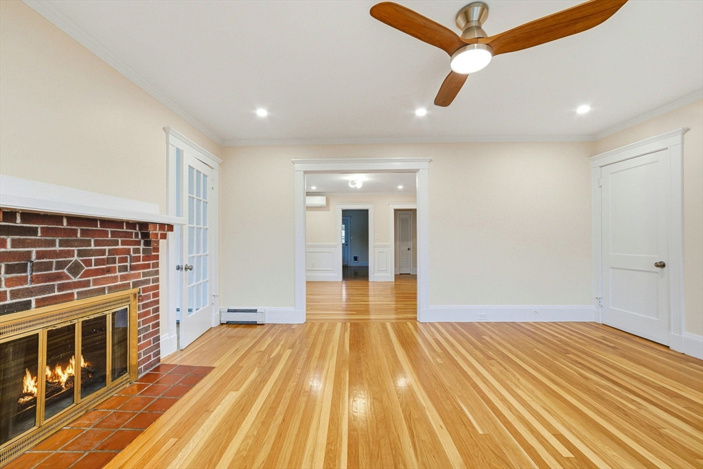 18-20 Holden Road 20