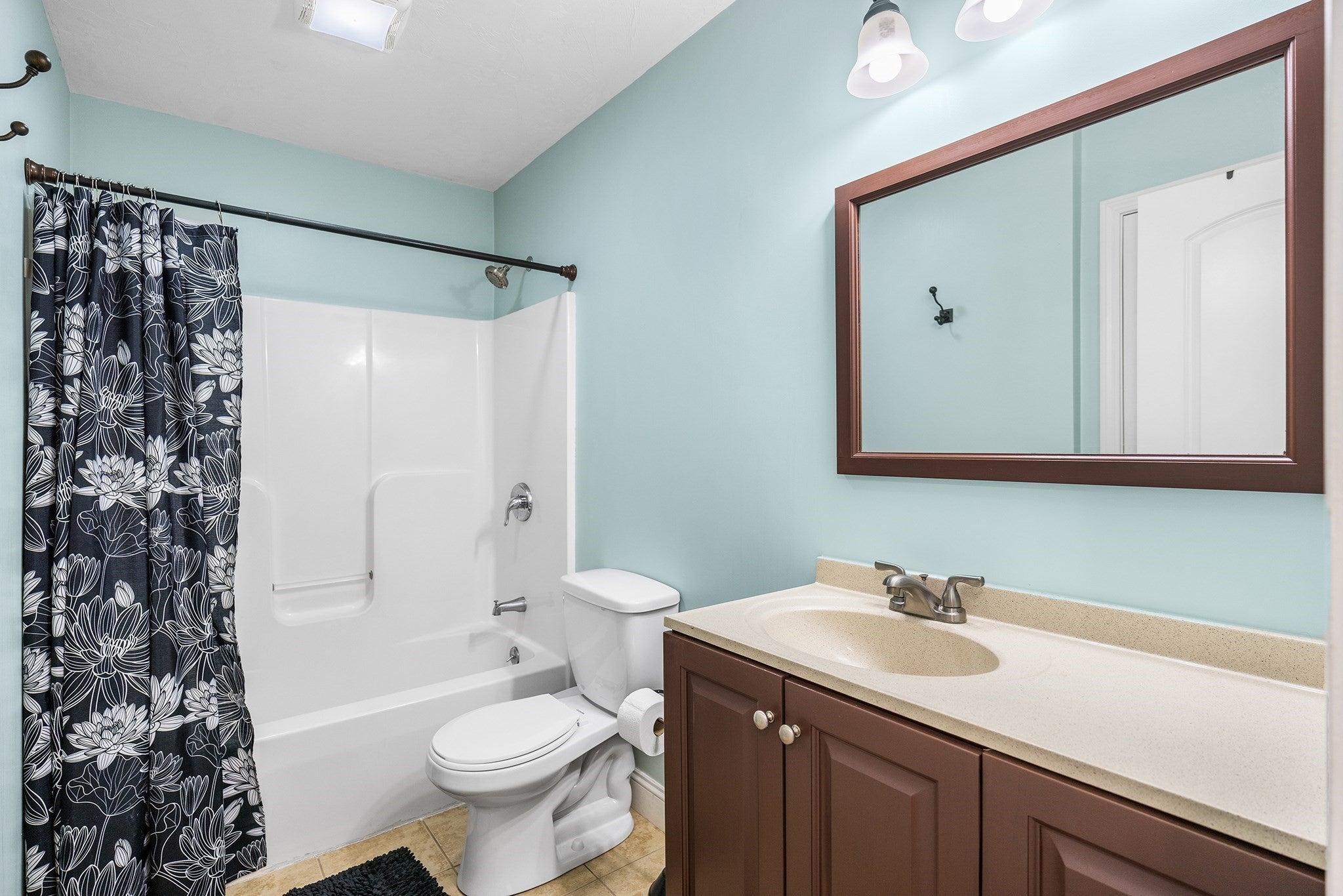 10 Egan Ave, Worcester, MA Photo #26
