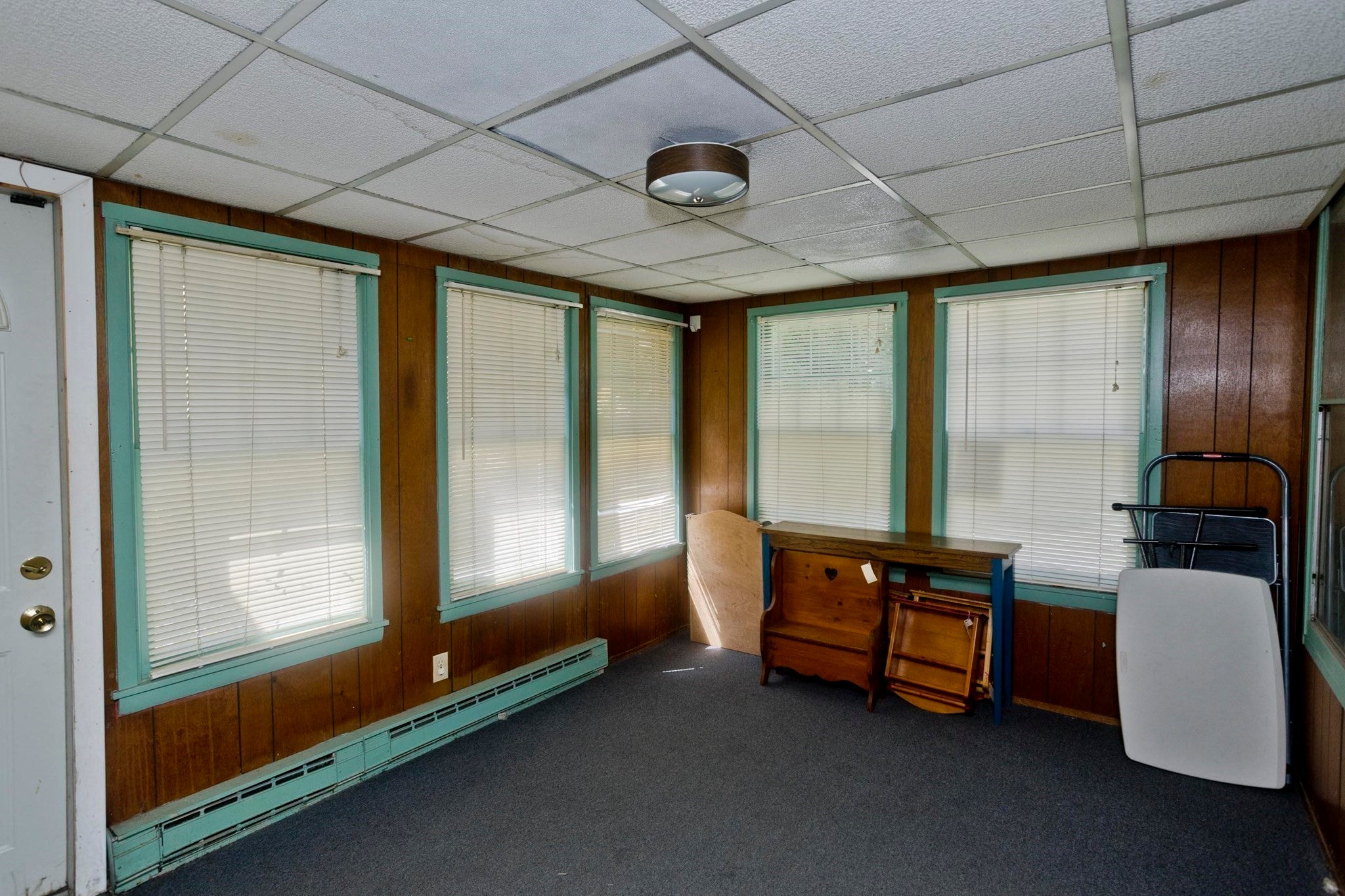137 Sheridan St, Chicopee, MA Photo #16
